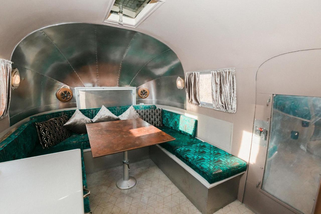 Silver Airstream Glamping & Rental Chichester Esterno foto