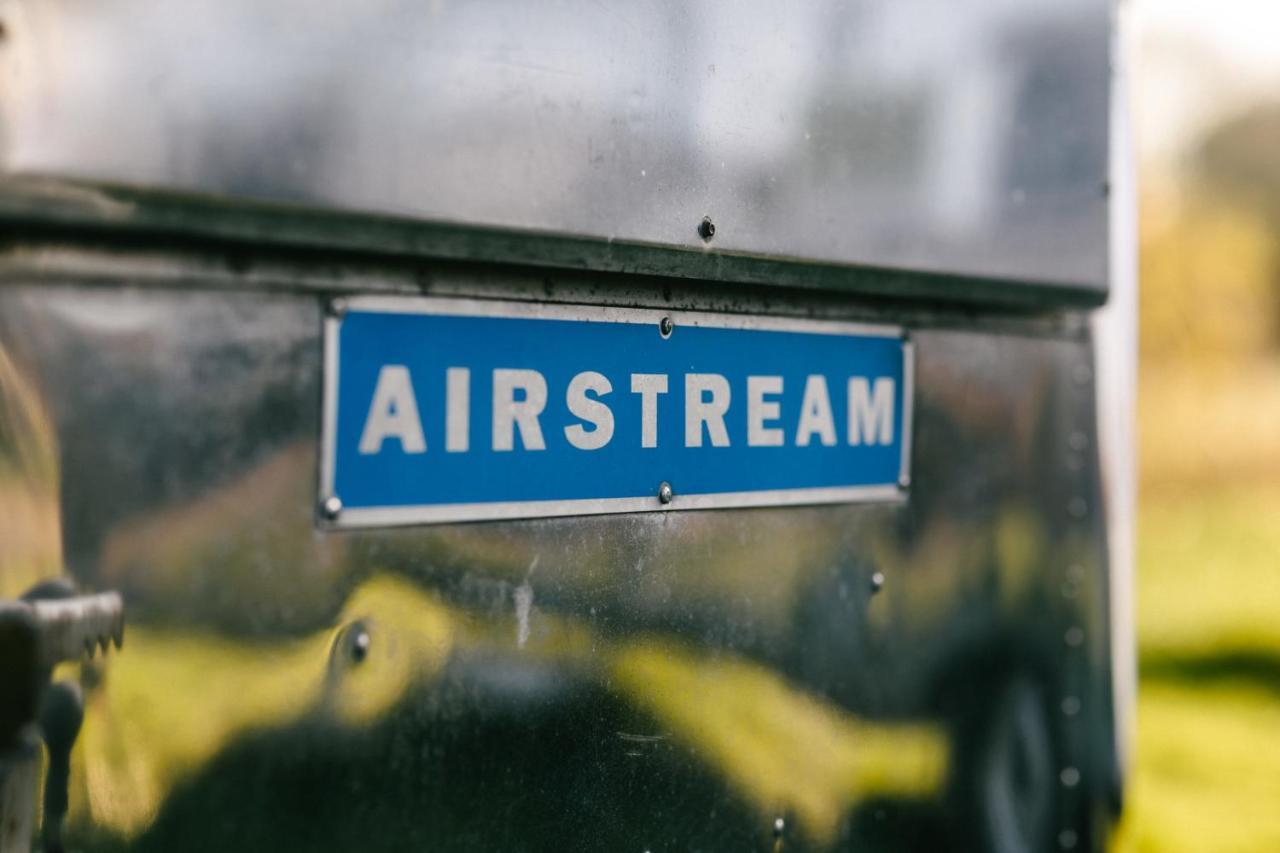 Silver Airstream Glamping & Rental Chichester Esterno foto