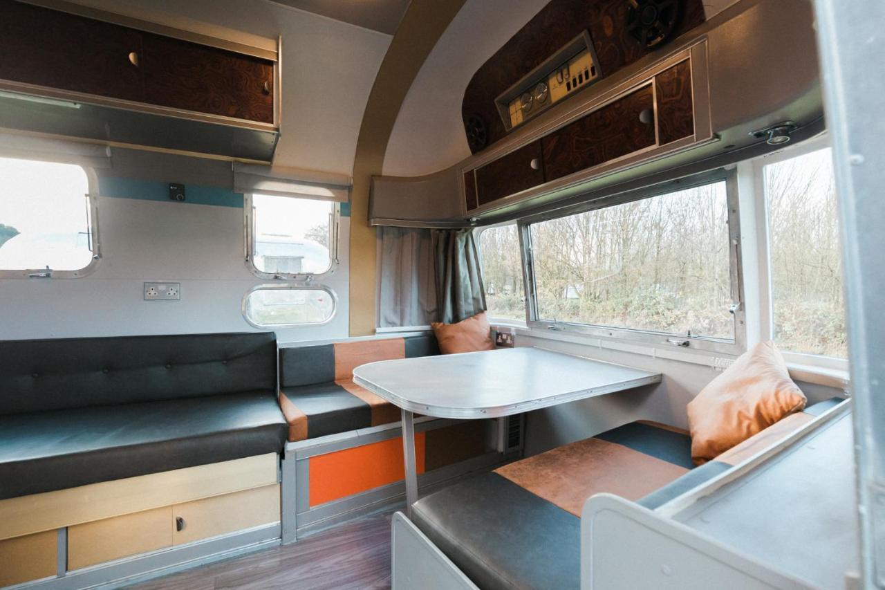 Silver Airstream Glamping & Rental Chichester Esterno foto