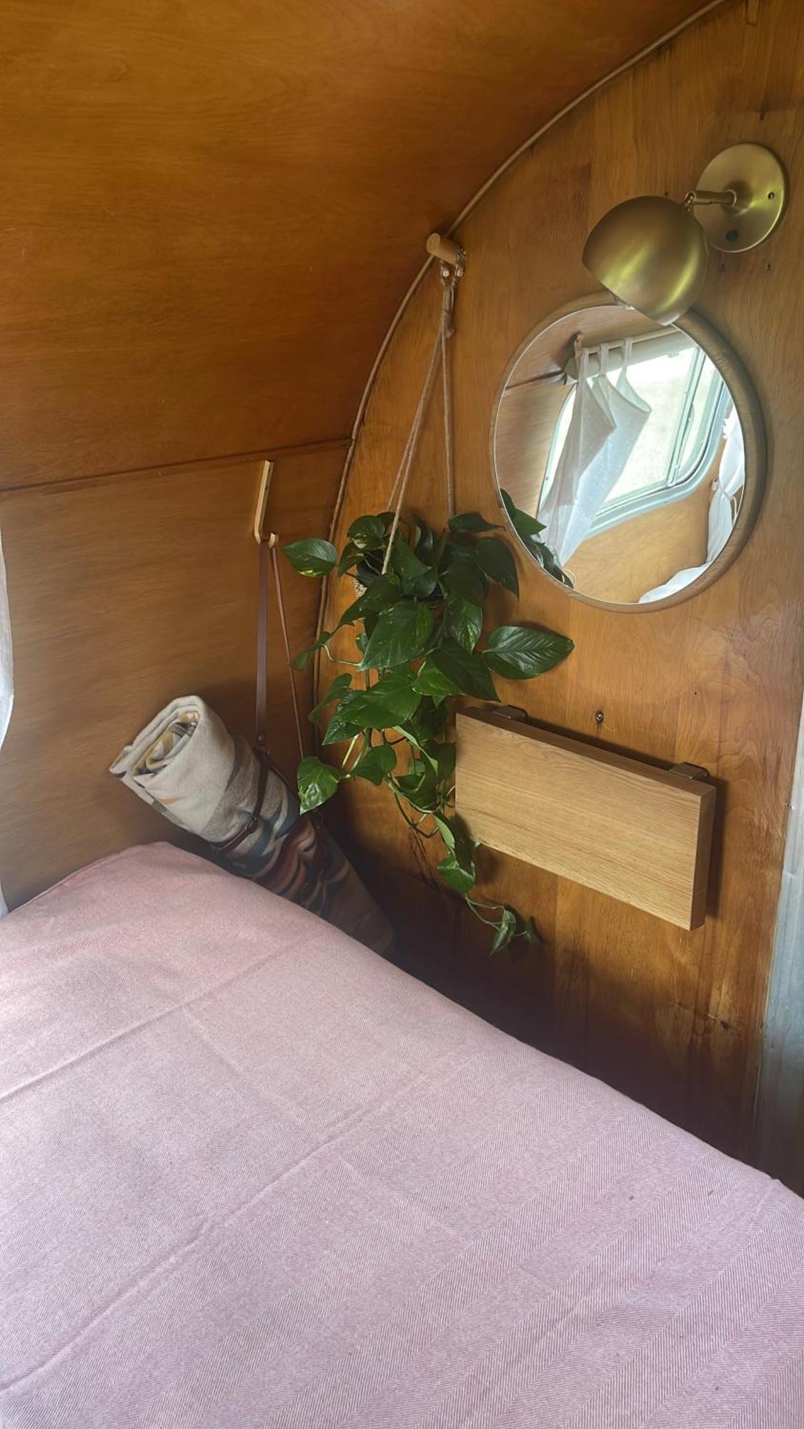 Silver Airstream Glamping & Rental Chichester Esterno foto